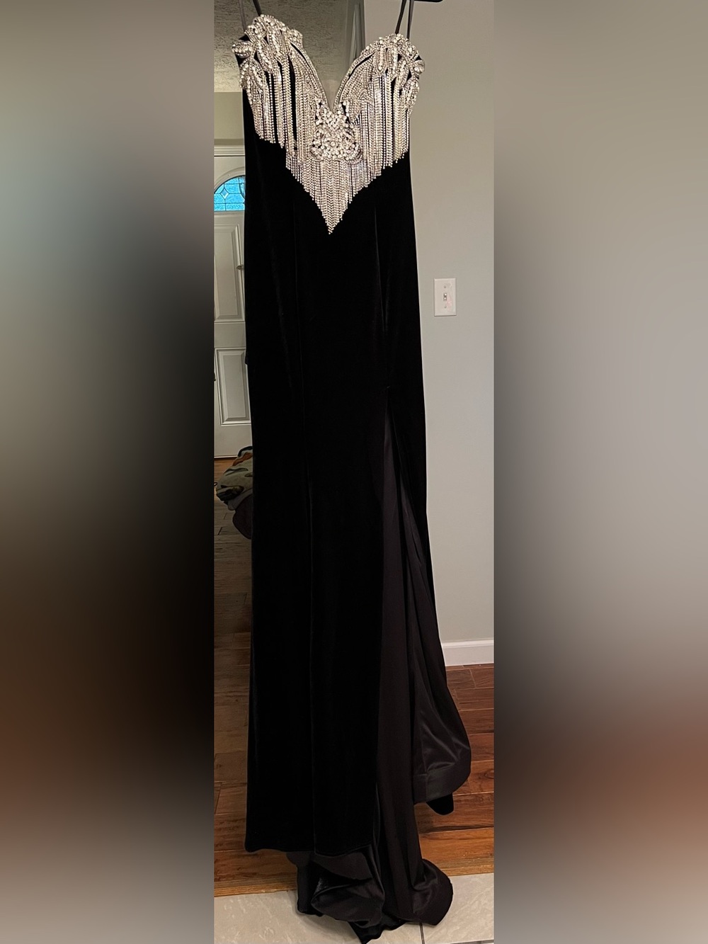 Jonathan Kayne 2754 Black Velvet Rhinestone Prom Gown SZ 2